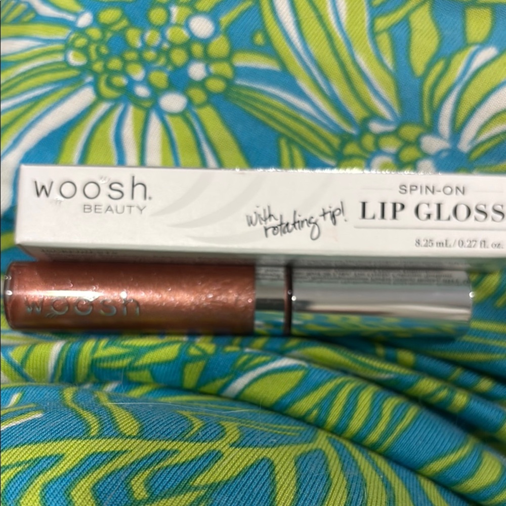 Woosh Spin-On Lip Gloss - Shimmering Brown